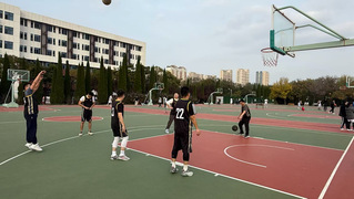 公司教职工篮球队勇夺202...